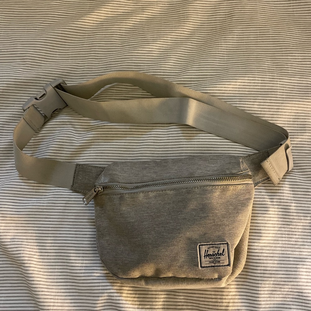 herschel fanny pack
